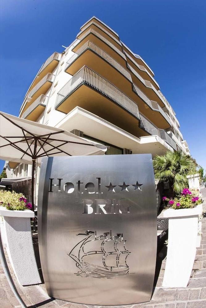 Hotel Brig Cattolica Exterior foto